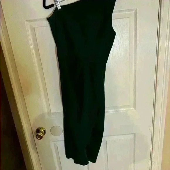 BNWT Pretty Gardens Green Womens Dress size Med - Picture 15 of 15